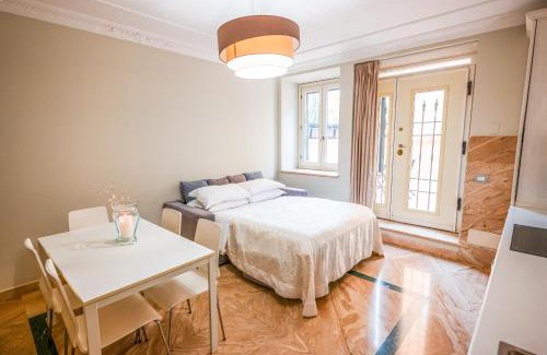 Camilluccia House | Gemini Suite: Family-Friendly Stay with Hot Tub & Dining
