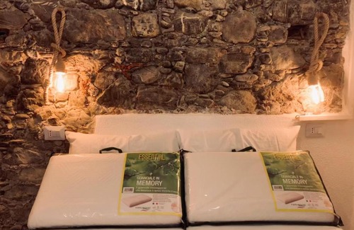 Sapri House | Discover Gemma Maris: Family-Friendly Retreat with Top Ratings