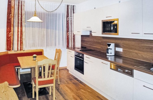 Flachau Apartment | Cozy Country House Apartments in Central Location