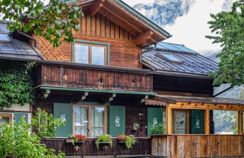 Werfen Apartment | Cozy Mountain View Apartment in a Charming Walser House