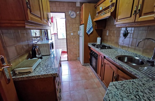 Figares Apartment | Discover GENERATE APARTMENTS in Granada with Spa & Kitchen