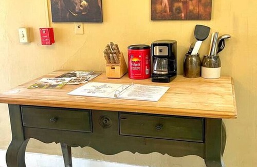 Coshocton Apartment | Discover Genevieve's Place in Historic Roscoe Village