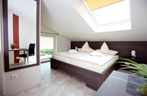 Brueggen Hotel | Exceptional Stays at Genholter Hof - Family-Friendly Retreat