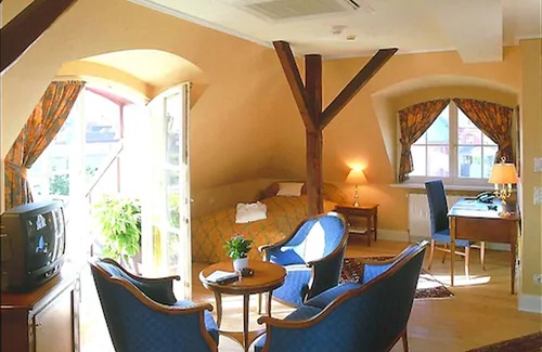Zentrum Hotel | Relaxing Retreat at Genießer Hotel Altes Gymnasium