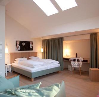 Golling an der Salzach Hotel | Pet-Friendly Döllerer Hotel with Spa & Oceanfront Views