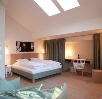 Golling an der Salzach Hotel | Pet-Friendly Döllerer Hotel with Spa & Oceanfront Views