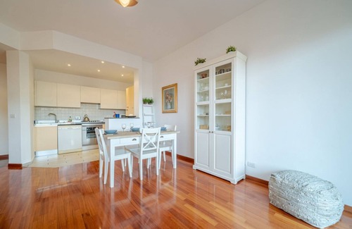 Albaro Apartment | Genoa Sturla Cozy Apartment with Parking & Breakfast Included