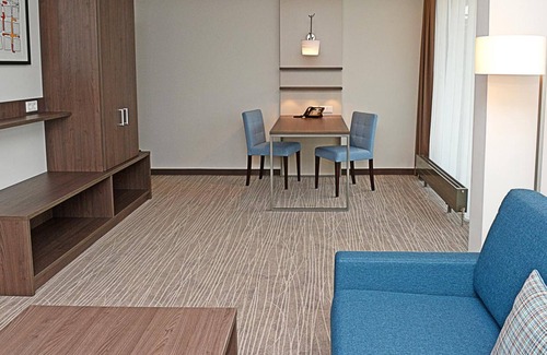 Baunatal Hotel | GenoHotel Baunatal: Guest Rated 9/10 with Spa & Restaurant
