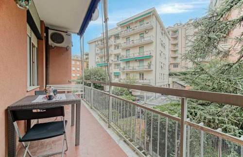 Sturla Apartment | Elegant Genova Sturla Apartment with Child-Friendly Amenities