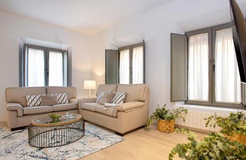 Central District Apartment | Inviting Genteel Home Varela - 4-Star Child-Friendly Retreat