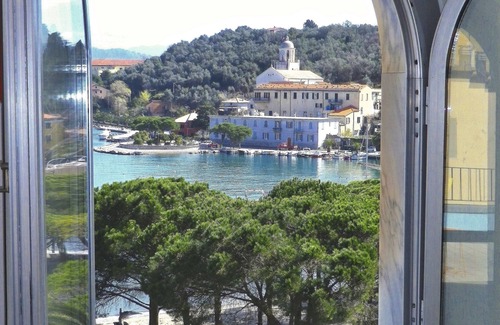 Le Grazie Apartment | Cozy Attic Retreat with Terraces in Le Grazie, Portovenere