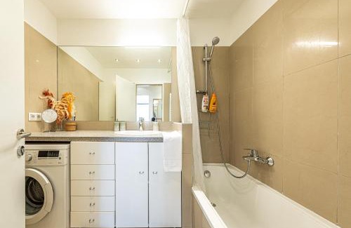 Dobling Apartment | Genuine Vienna Home by JR City Apartments