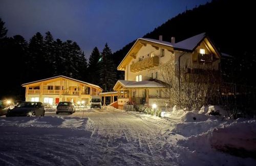 Molveno Apartment | Pet-Friendly Genzianella Mansarda in Molveno-Andalo