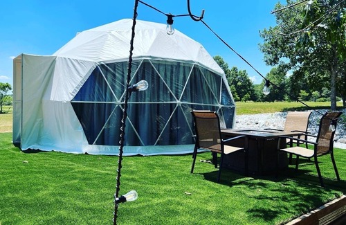 Nixa RV Rental | Serene Geo Dome Retreat with Wi-Fi and AC by the River