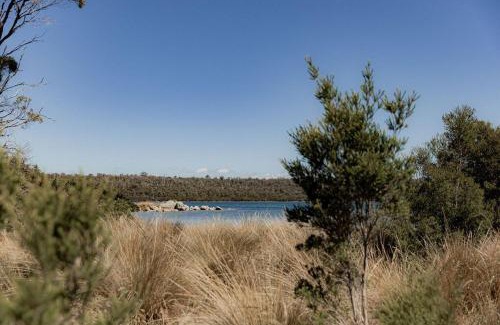 Akaroa House | Geoff's - beach, bush and bliss