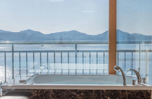 Geoje House | Cozy Oceanview Spa Pension in Geoje with Pool & Kitchen