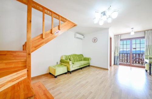 Geoje House | Geoje Gaonara Pension