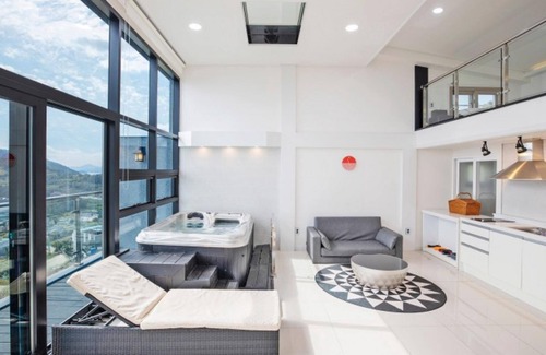Geoje House | Discover Geojedo Funny Pension: Eco-Friendly Retreat