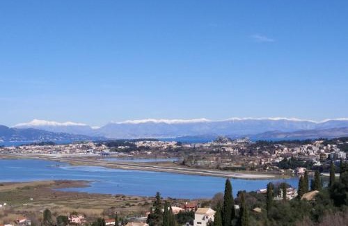 Perama Apartment | Unforgettable GEOMAR HOUSE 2 Sky and View with Oceanfront Pool