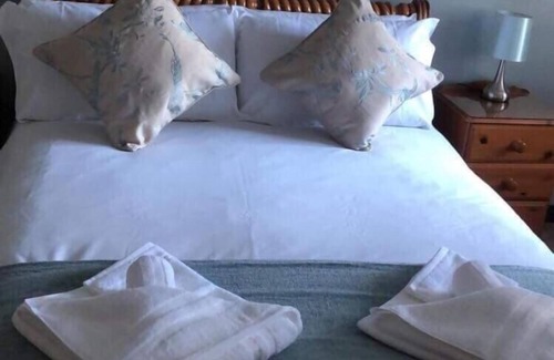Melrose Hotel | George and Abbotsford Hotel: Family-Friendly with Dining