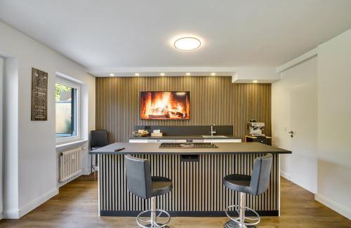 Heerdt Apartment | Discover George Apartment: Pet and Child-Friendly Stay