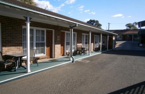 Nowra Hotel | Discover George Bass Motor Inn: Family-Friendly & Accessible