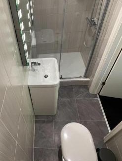 South Camberwell Hotel | Discover George Canning Denmark Hill, London - Rated 8.3/10