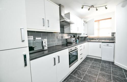 Darlington Apartment | George House 3 Bed Workstays UK