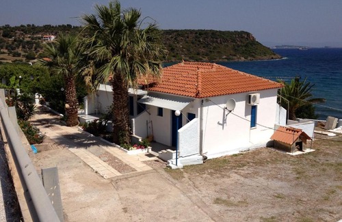Lesbos House | George Paradise: Guest Rated 9.8 with Oceanfront Views