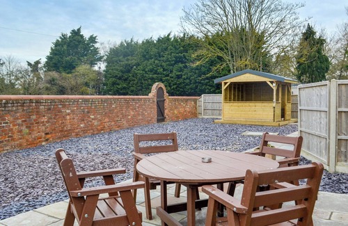 Addlethorpe Cottage | Family-Friendly George's Gaff: Your Home Away from Home