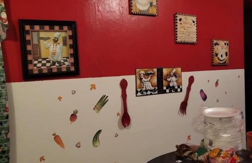 Isabela House | George's Place: Family-Friendly Retreat in a Cozy Setting