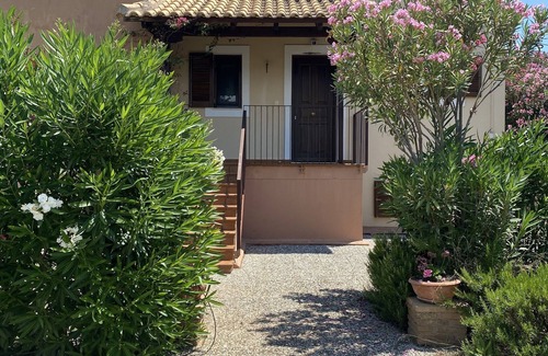 Galaxidi Villa | George's Villa Galaxidi: Family Retreat with Pool & Garden