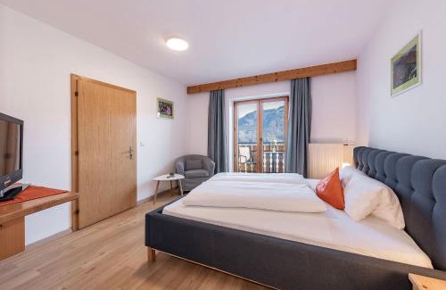 Lana Apartment | Experience Georgenhöhe: Oceanfront Retreat with Pool