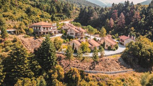 Kalavrita Hotel | Experience Georgio's V Chalet Kalavrita: Rated 9.2/10