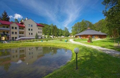 Ladek-Zdroj Resort | Pet-Friendly Getaway at Geovita Lądek Zdrój with Pool