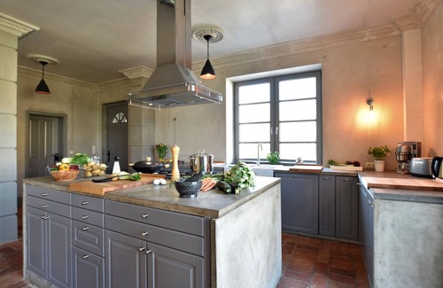 Kroepelin Apartment | Cozy Apartment in Detershagen with Oceanfront Terrace