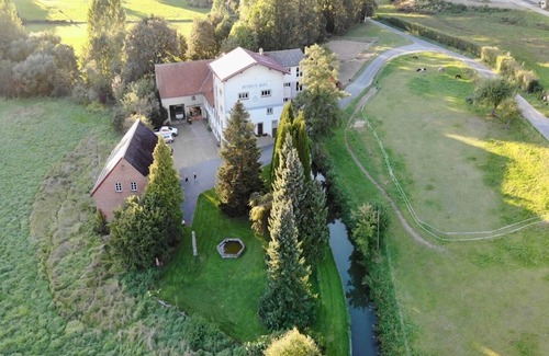Schieder-Schwalenberg Apartment | Geräumiges Ferienhaus im Teutoburger Wald