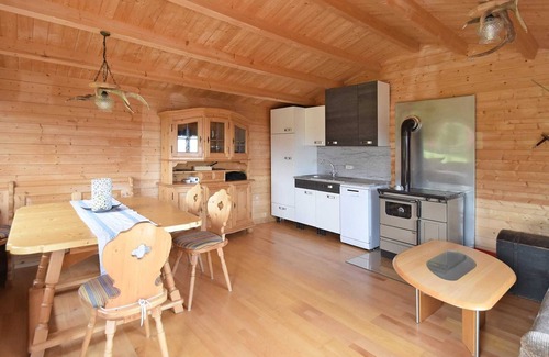 Stocking Apartment | Panoramic View Holiday Home with Spa and Breakfast Options