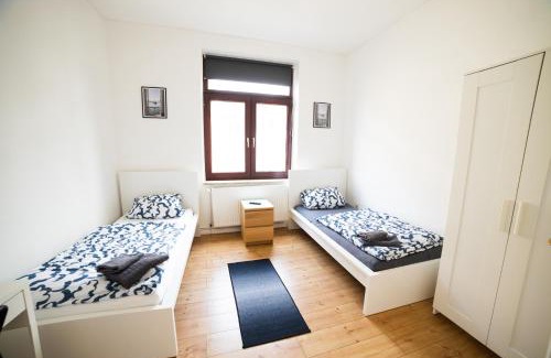 Twischkamp Apartment | Convenient Monteursunterkunft with Family-Friendly Amenities