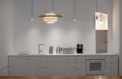 Kreuzberg Apartment | Spacious Apartment in Kreuzberg with Breakfast Included