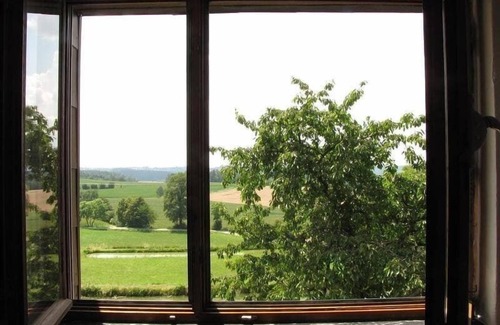 Neunburg vorm Wald Apartment | Spacious Getaway with Balcony & Family-Friendly Amenities