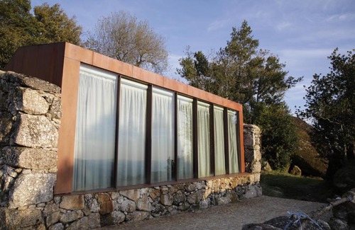 Brufe Villa | Discover Gerês: Leiras do Tempo Cottages with Pool & Ocean Views