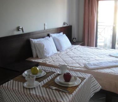 Lesvos Apartment | Relaxing Gera Bay Studios with Ocean View & Pool Access