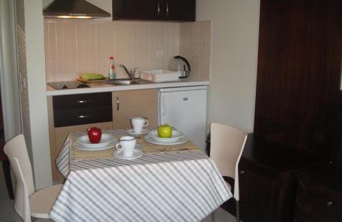 Lesvos Apartment | Relaxing Gera Bay Studios with Ocean View & Pool Access