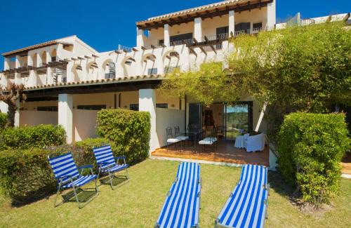 El Perello House | Geranio: Oceanfront Escape with Pool & Child-Friendly Vibes