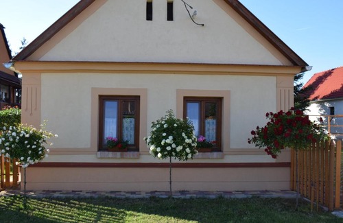 Sotony House | Experience Gerendás Vendégház: Guest Rated 10/10 Stay