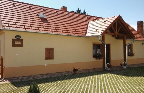 Sotony House | Experience Gerendás Vendégház: Guest Rated 10/10 Stay