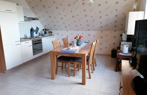 Stenderup Apartment | Family-Friendly Stay at Gerhard Mangelsen, Germany