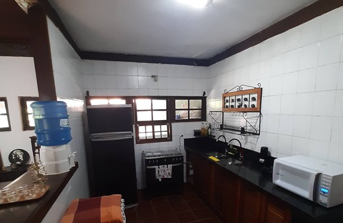 Bosque de Geriba House | Geribá Retreat: Ideal Spot with Pool, Barbecue & Ocean View