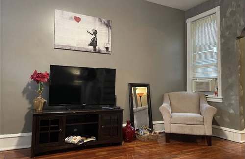 Northwest Philadelphia House | Charming Germantown Gem: Family-Friendly 2-Bedroom Home